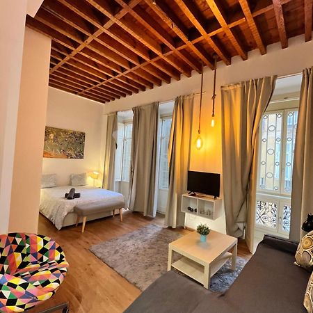 Larios Deluxe Studio Málaga Eksteriør billede